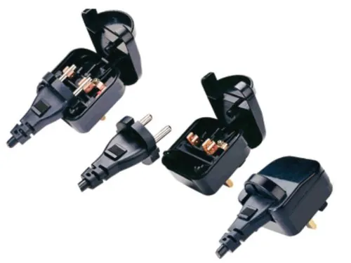 DINIC Netzadater, Stromadapter CEE 7/17 auf UK, verschraubt 13A, SCP-BK-R-13A , schwarz